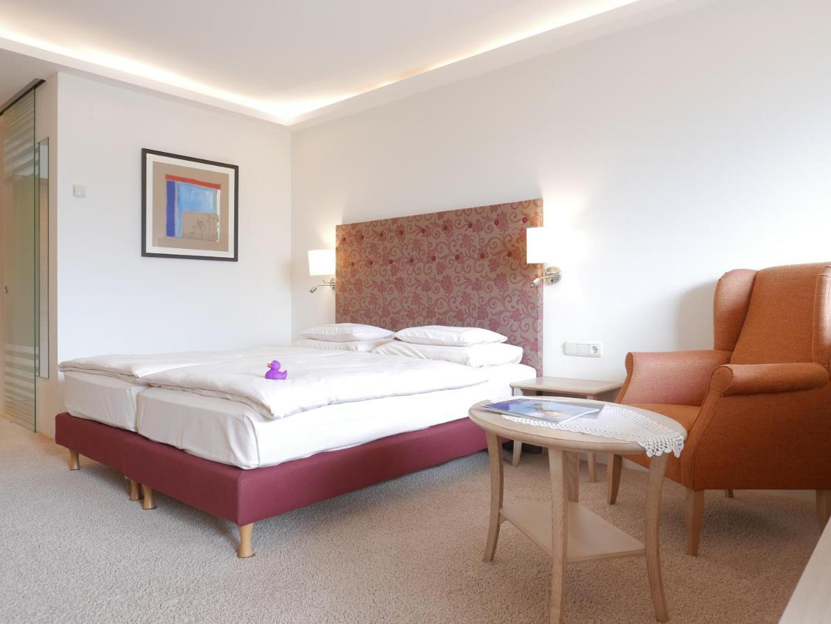 Hotel Alpin- Sporthotel, Summercard Included - September Zell am See