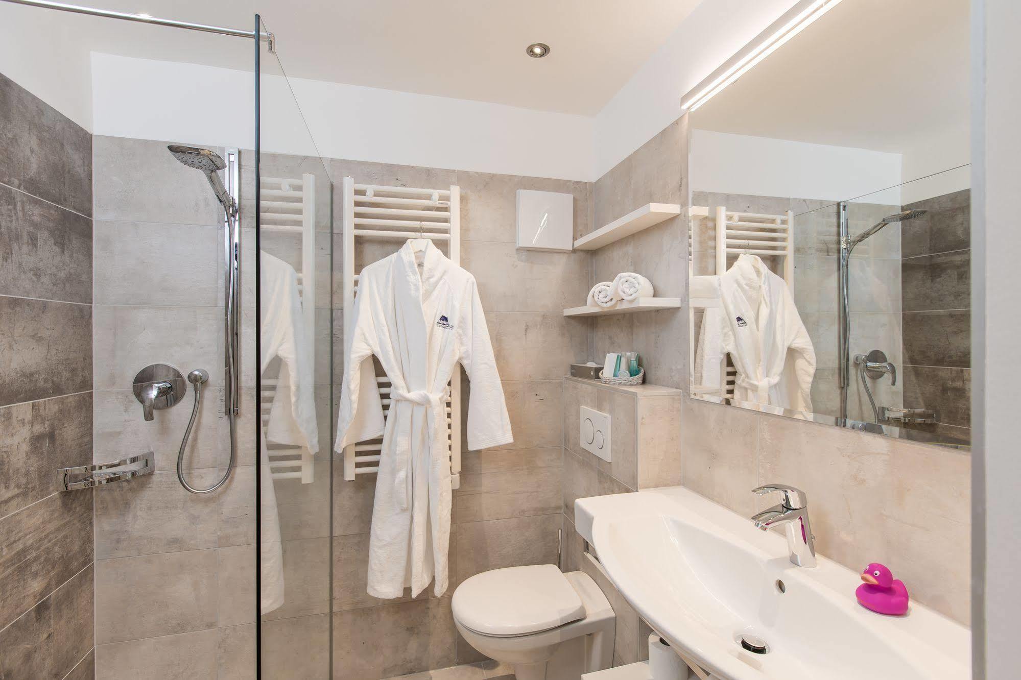 Hotel Alpin- Sporthotel, Summercard Included - September